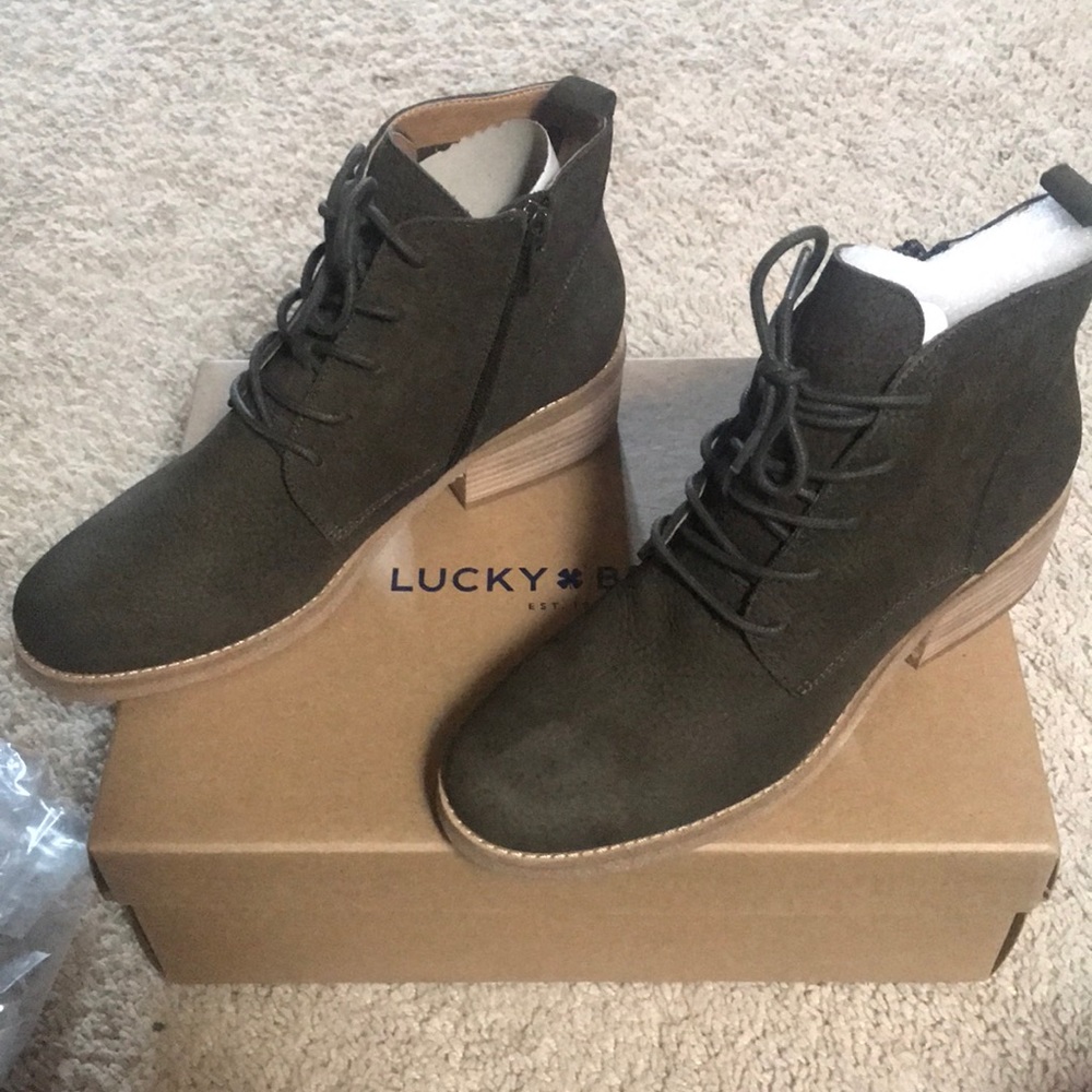Lucky Brand LK-Tamela Bootie in Dark Moss sz 7M